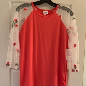 LuLaRoe Randy Top with Lace Sleeves